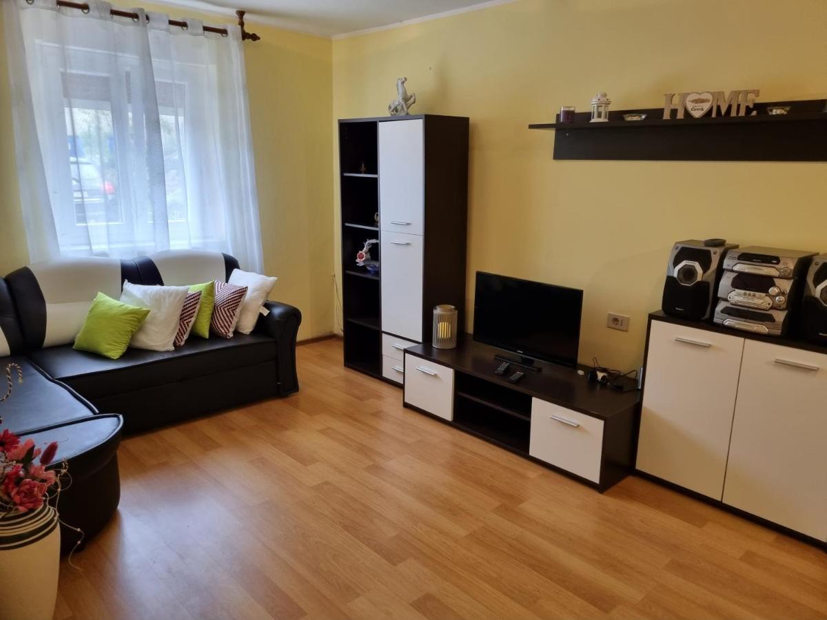 Apartment Sanja Pazin Luaran gambar